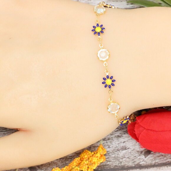 "Trendy Bracelet for Girls & Women – Cute, Adjustable & Gift-Ready | MLCRC1482 - Picture 10 of 10